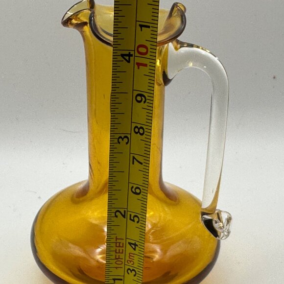 Unbranded hand blown amber with clear handle 4” miniature glass pitcher - Picture 6 of 7